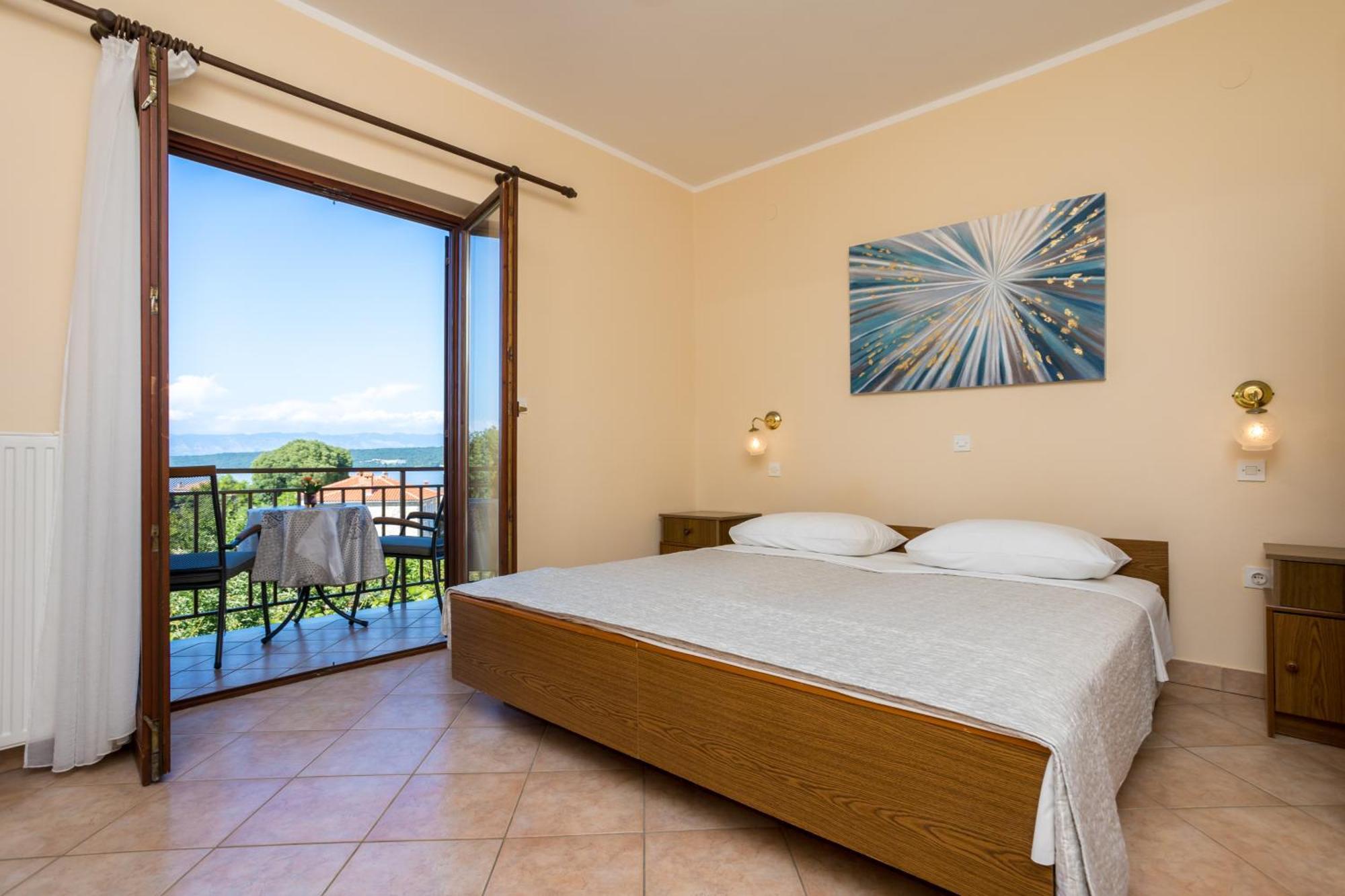 Apartments And Rooms Kod Keti Малинска Экстерьер фото